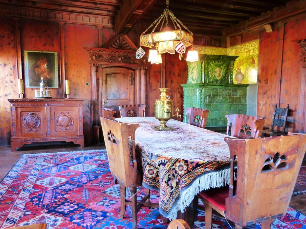 Apartments Schloss Paschbach Appiano Sulla Strada Del Vino Luaran gambar