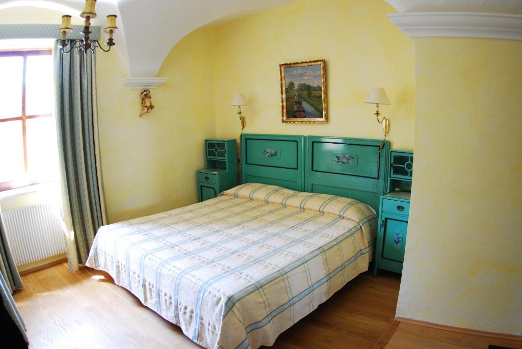 Apartments Schloss Paschbach Appiano Sulla Strada Del Vino Bilik gambar